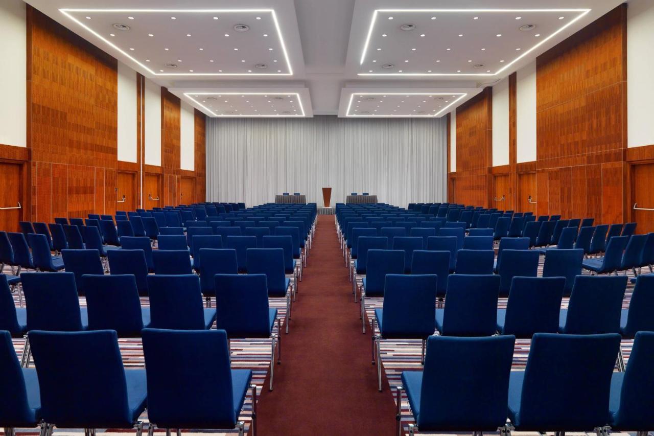 Sheraton Sopot Hotel Dış mekan fotoğraf The conference hall of the Federal Council