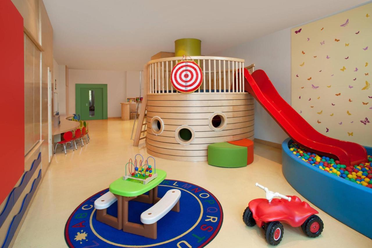 Sheraton Sopot Hotel Dış mekan fotoğraf The children's ward at the hospital