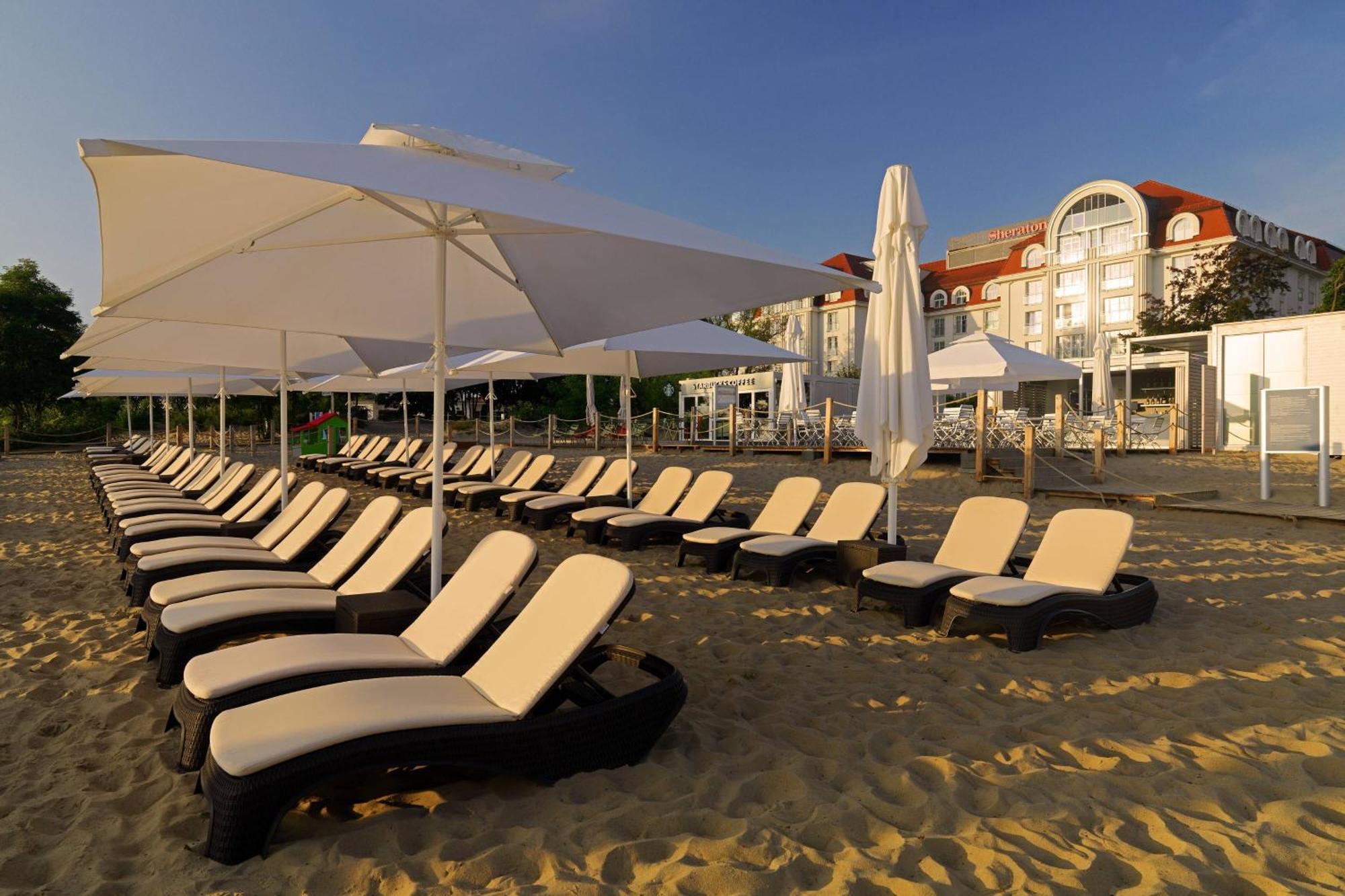 Sheraton Sopot Hotel Dış mekan fotoğraf Beach at the Grand Hotel
