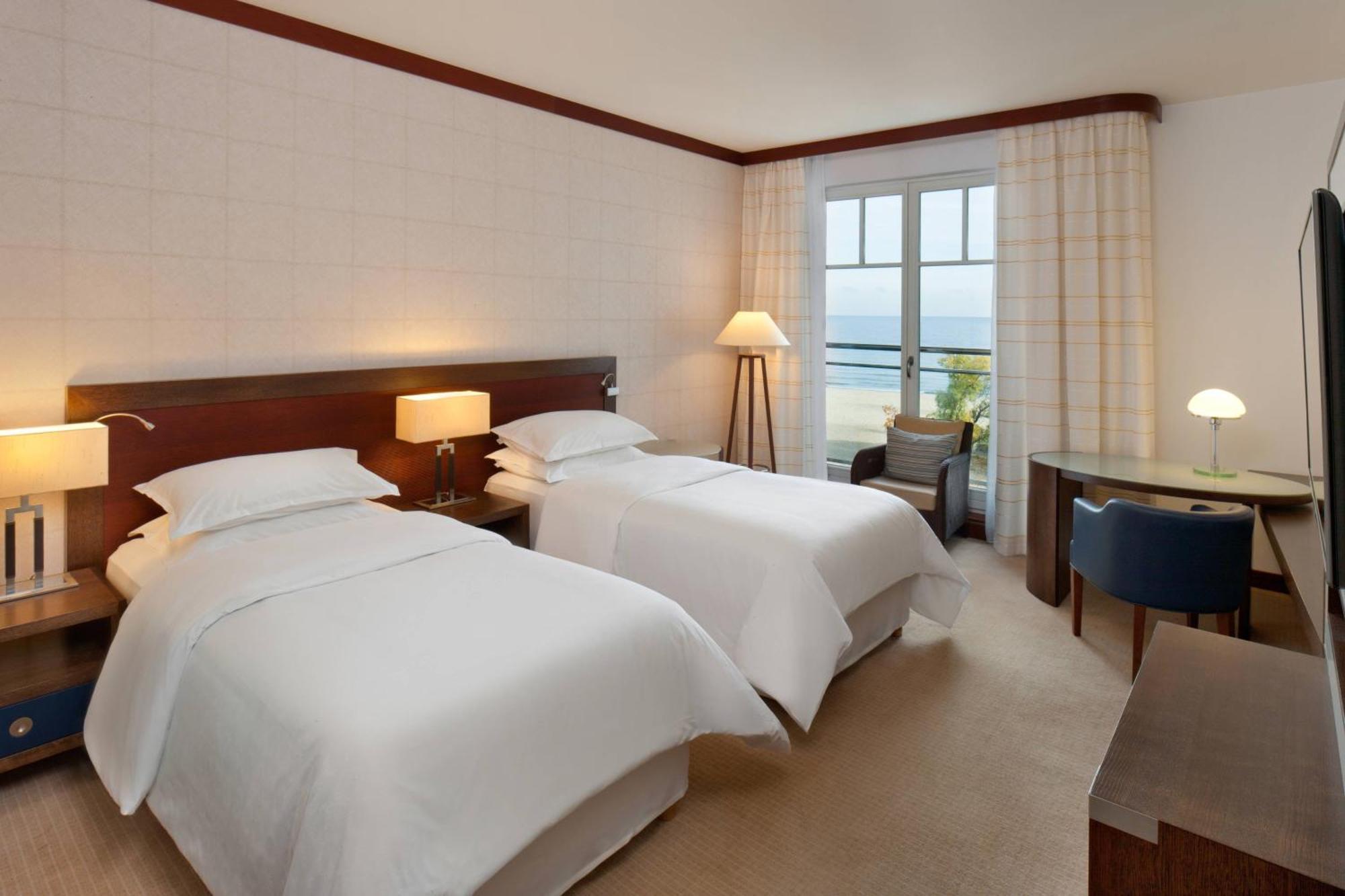 Sheraton Sopot Hotel Dış mekan fotoğraf A room at the hotel