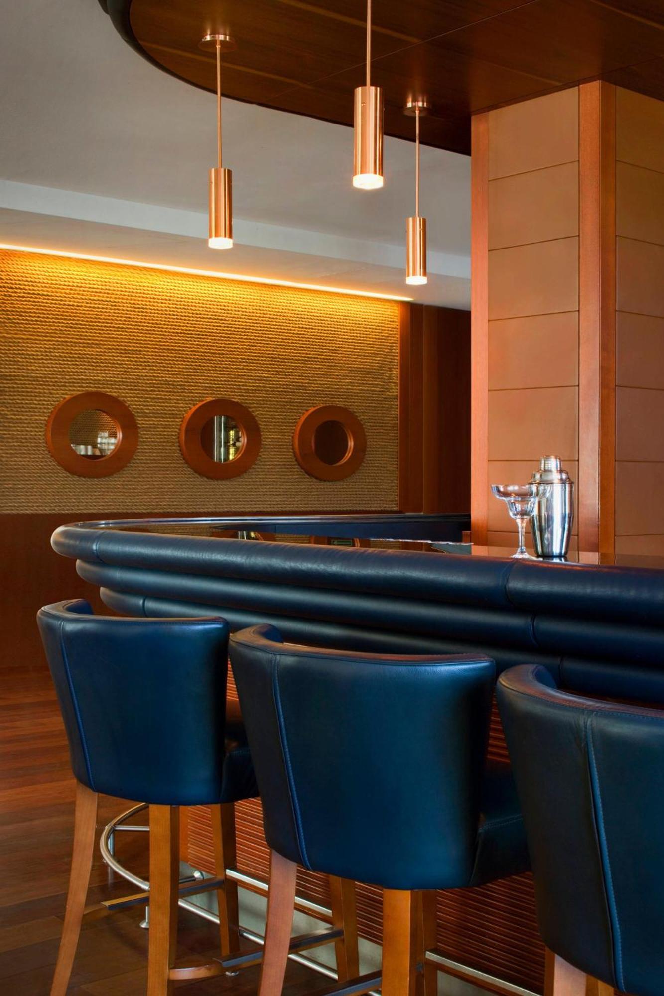 Sheraton Sopot Hotel Dış mekan fotoğraf The bar at the lounge