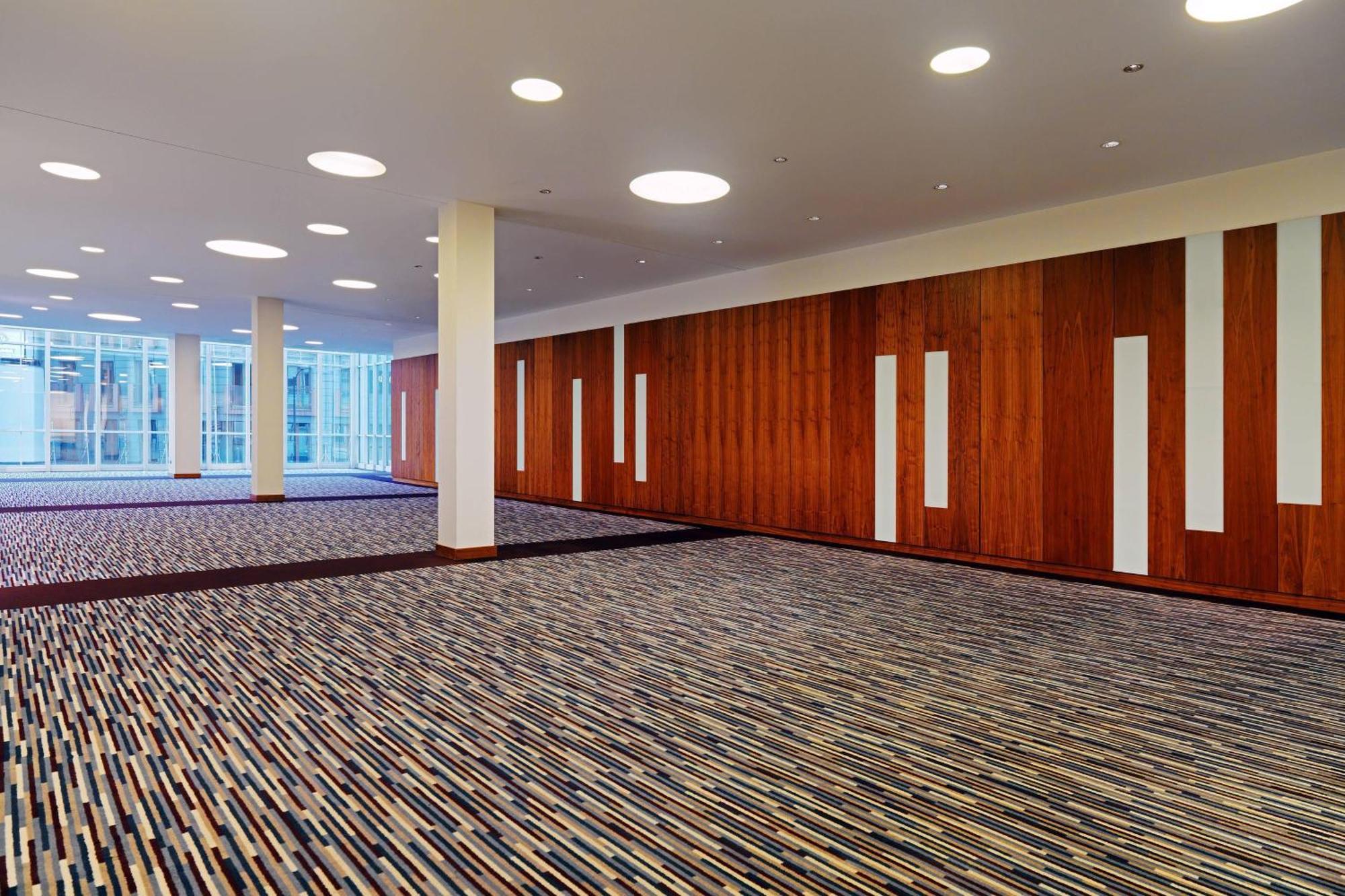 Sheraton Sopot Hotel Dış mekan fotoğraf The interior of the main hall