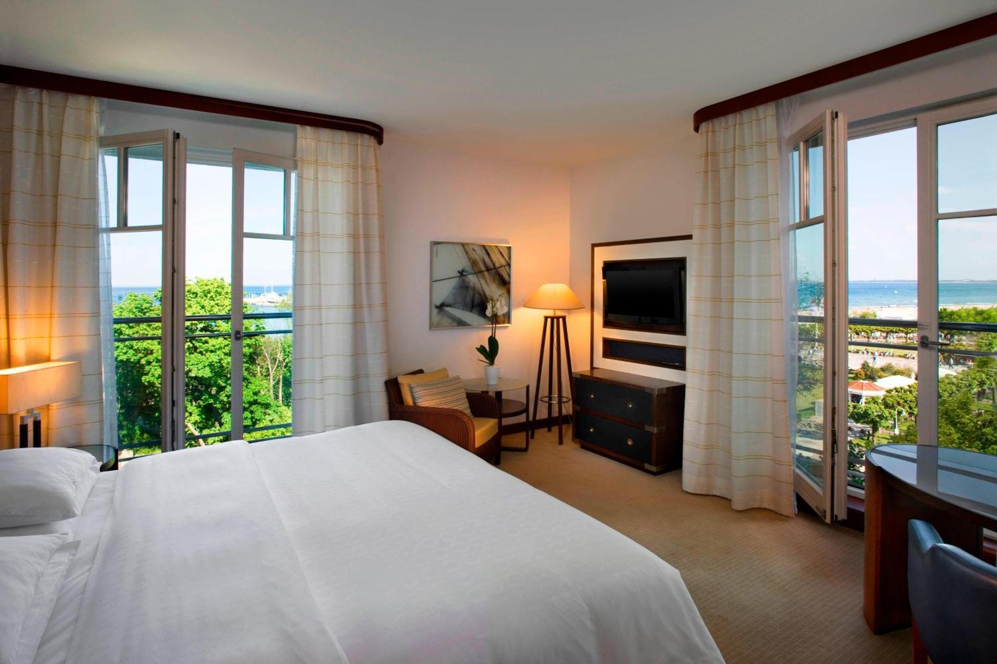 Sheraton Sopot Hotel Dış mekan fotoğraf A guest room at the Westin La Jolla